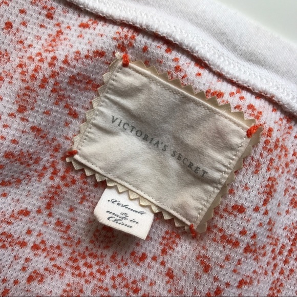 ❄️Victoria's Secret Thermal Pajama Top - Picture 3 of 4